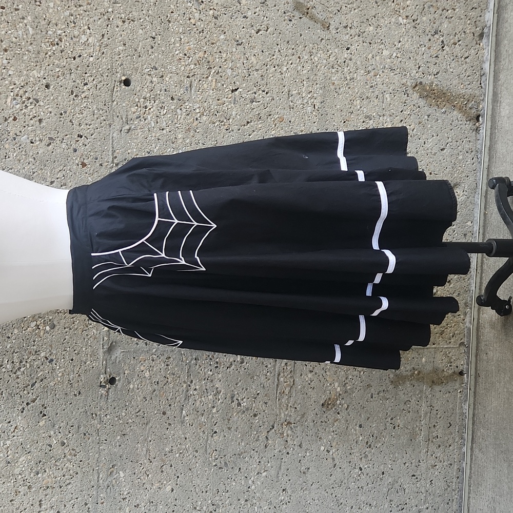 Hell Bunny Black Spider Web Skirt - Picture 5 of 10
